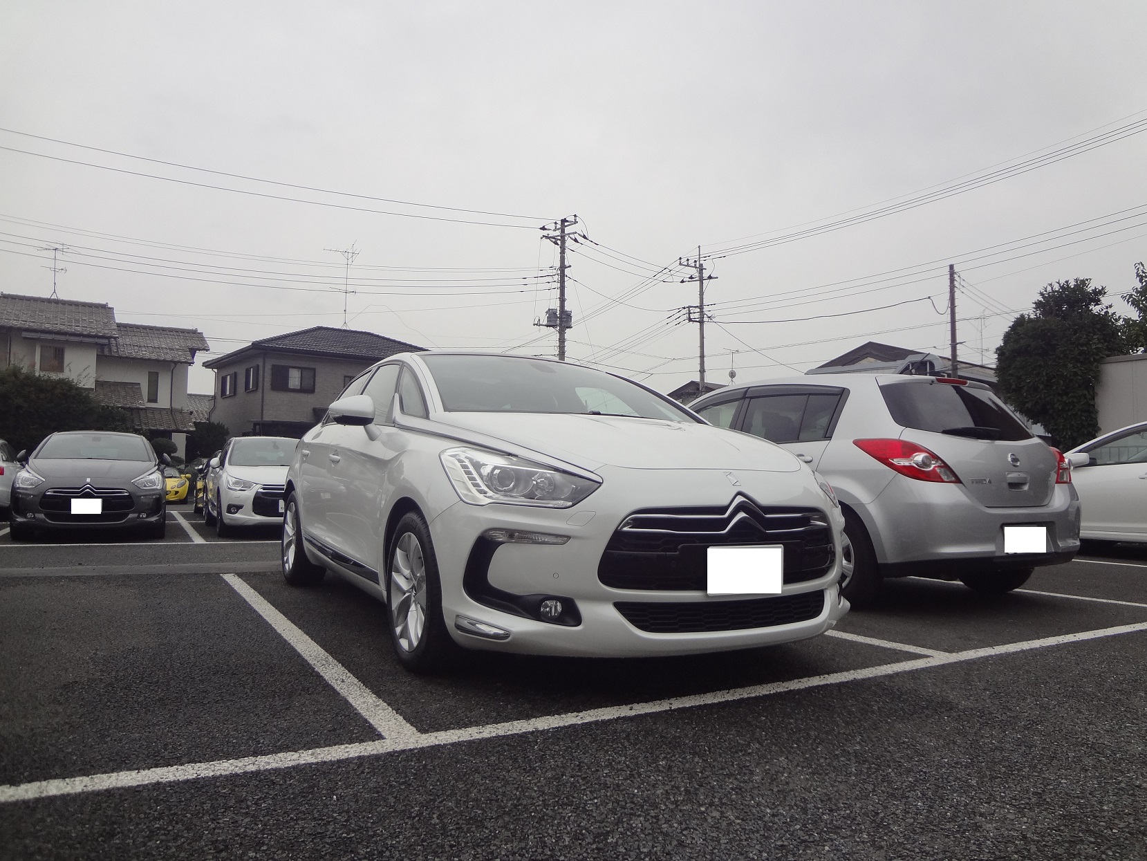 I様DS5のご納車おめでとうございます！