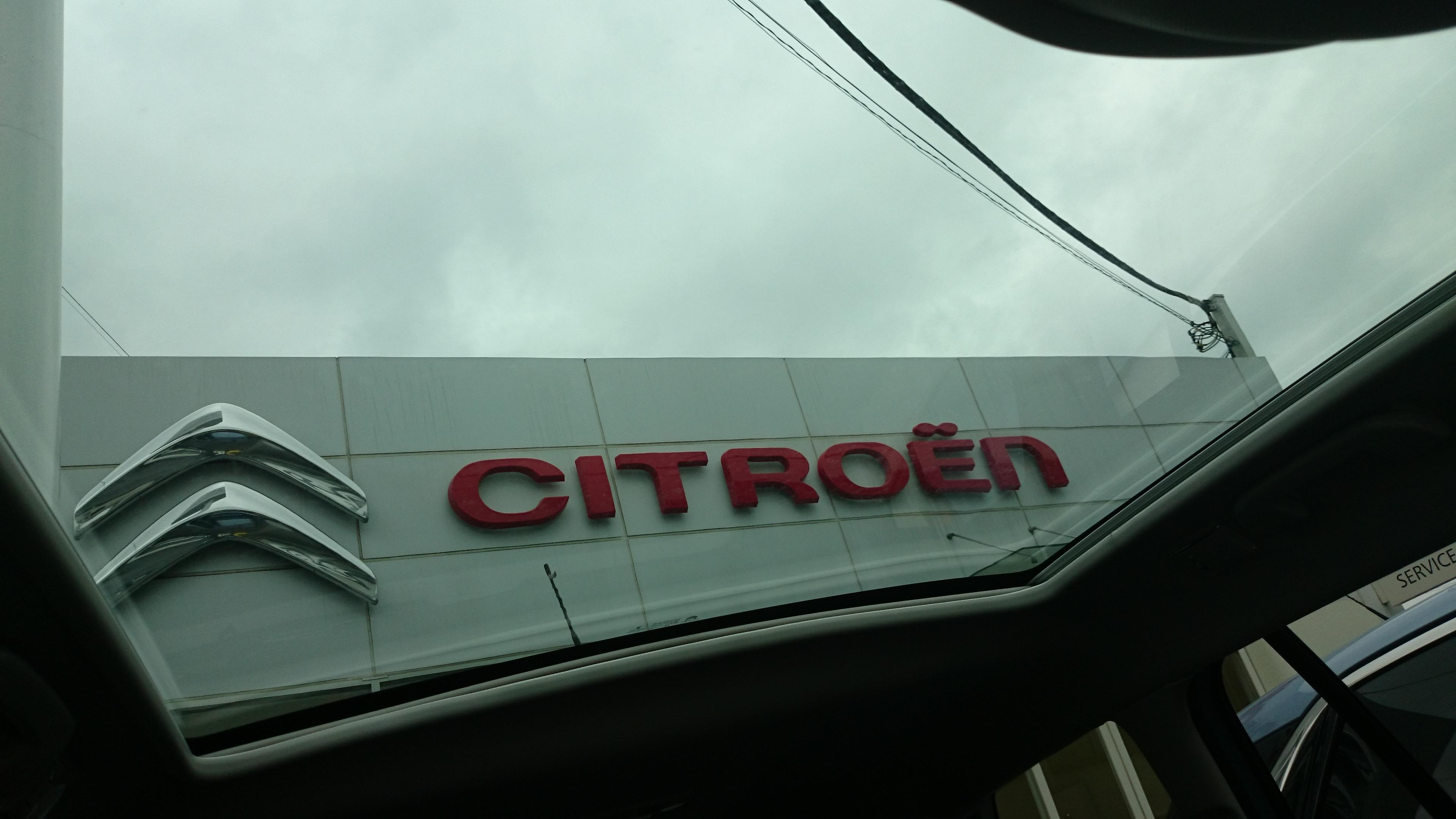 O様　C4ピカソのご納車おめでとうございます！