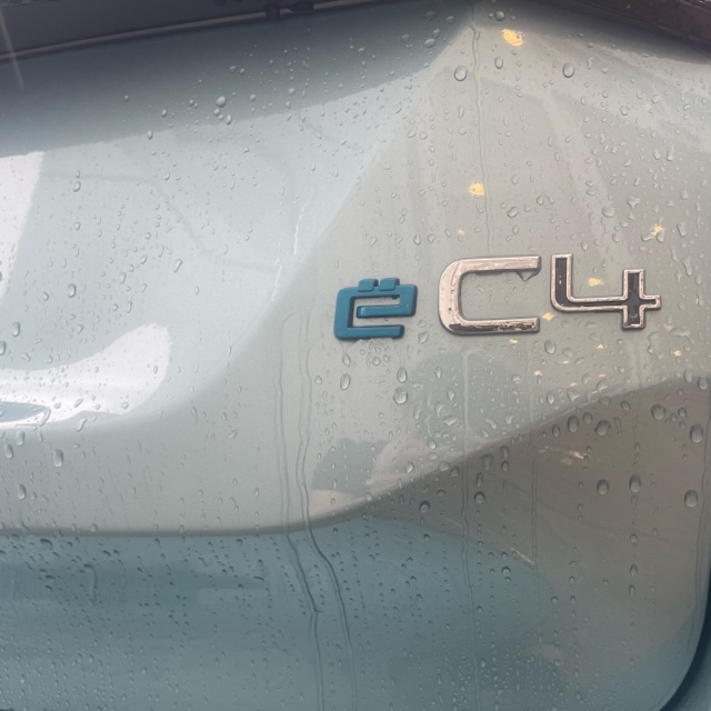 今日は雨模様(´・ω・`)☔