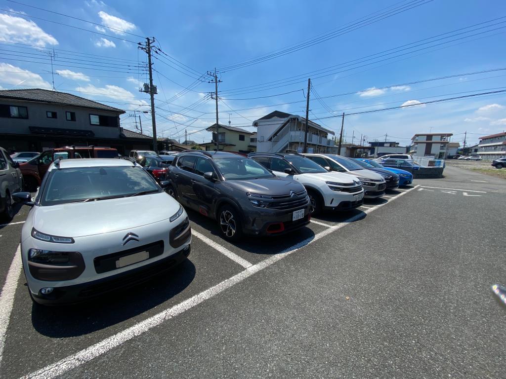 気になるお車がありましたらぜひお問い合わせください！