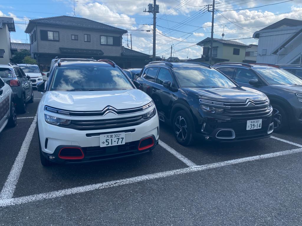 本日、新たにC5エアクロスの中古車が入庫致しました！